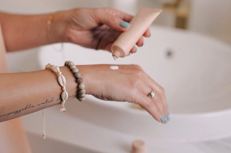 Medible review creaming hands lotion woman 4763603